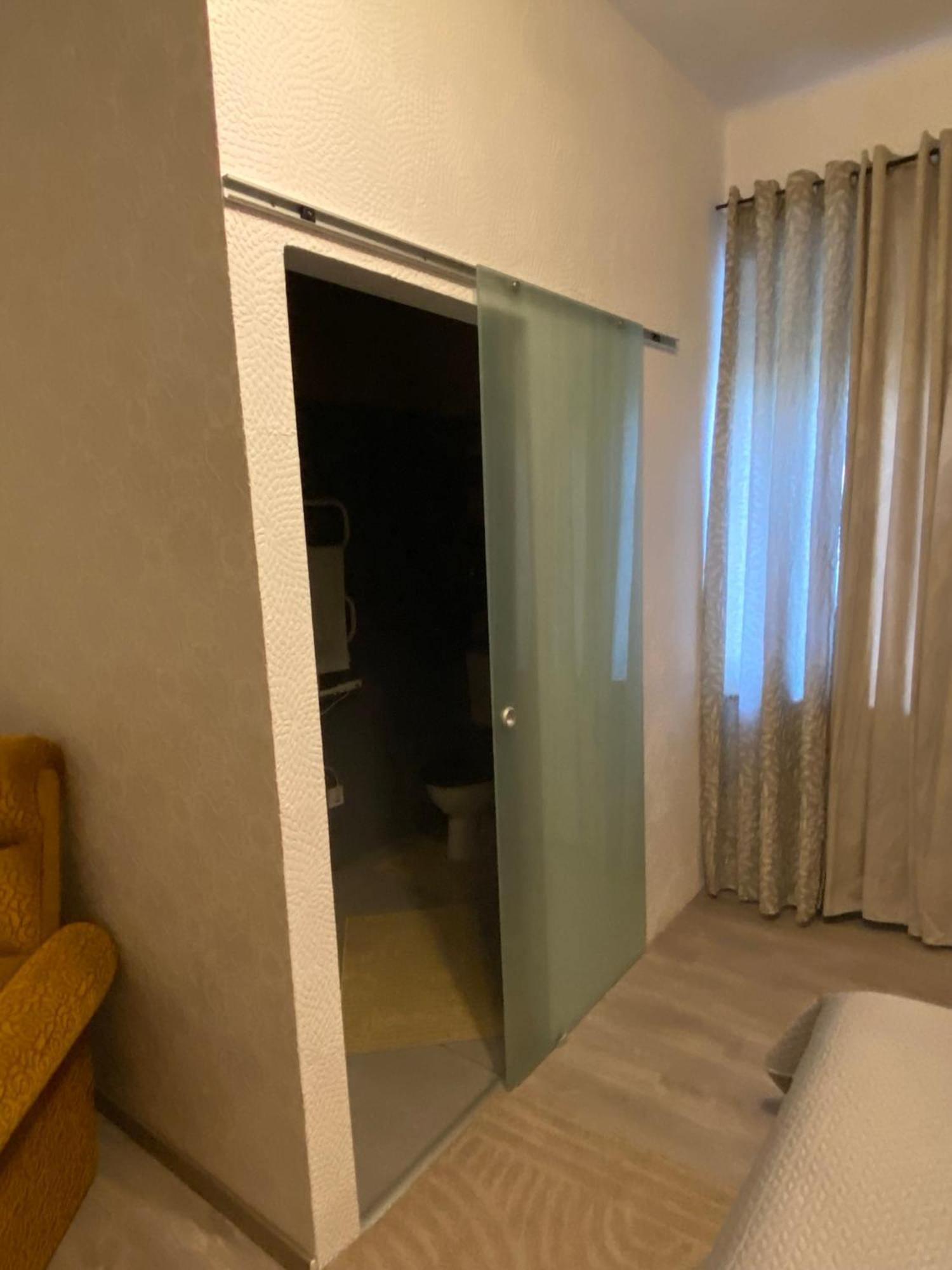 Airport17 B&B 베체스 외부 사진